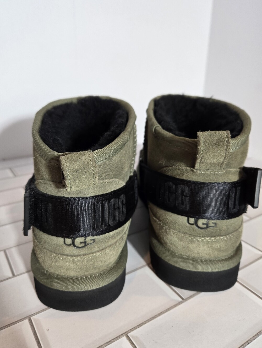 UGG BURNT OLIVE CLASSIC ULTRA MINI HYBRID SUEDE/ WOOL BOOTS, US 8/ EUR 39 - Picture 7 of 11